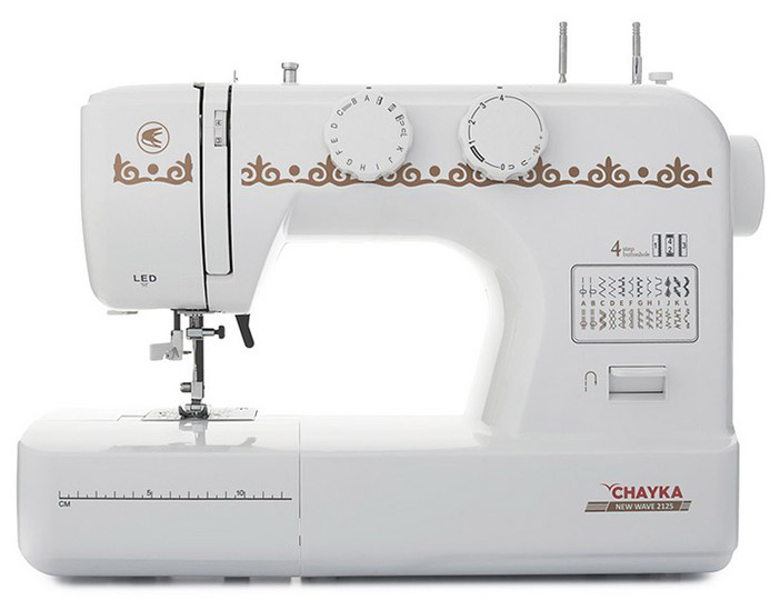 Швейная машина Чайка New Wave 2125 + расширительный столик