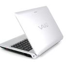 Ноутбук Sony Vaio VPC-YB2L1R AMD Fusion E-350 2GB DDR3 320GB HDD серебристый